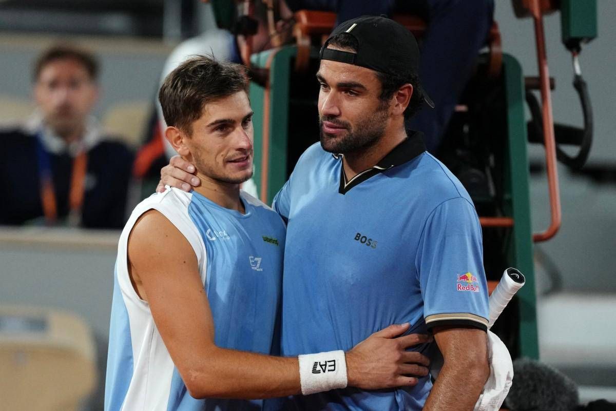 Roland Garros, Berrettini costretto al ritiro contro Arnaldi: problema all